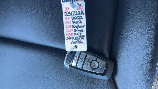 Certified 2022 Ford Explorer XLT w/ Equipment Group 202A image 32