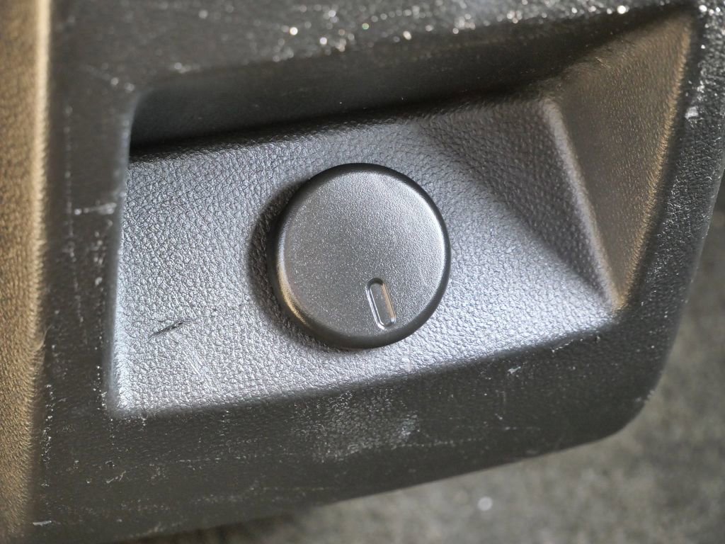 Used 2011 GMC Terrain SLE image 32