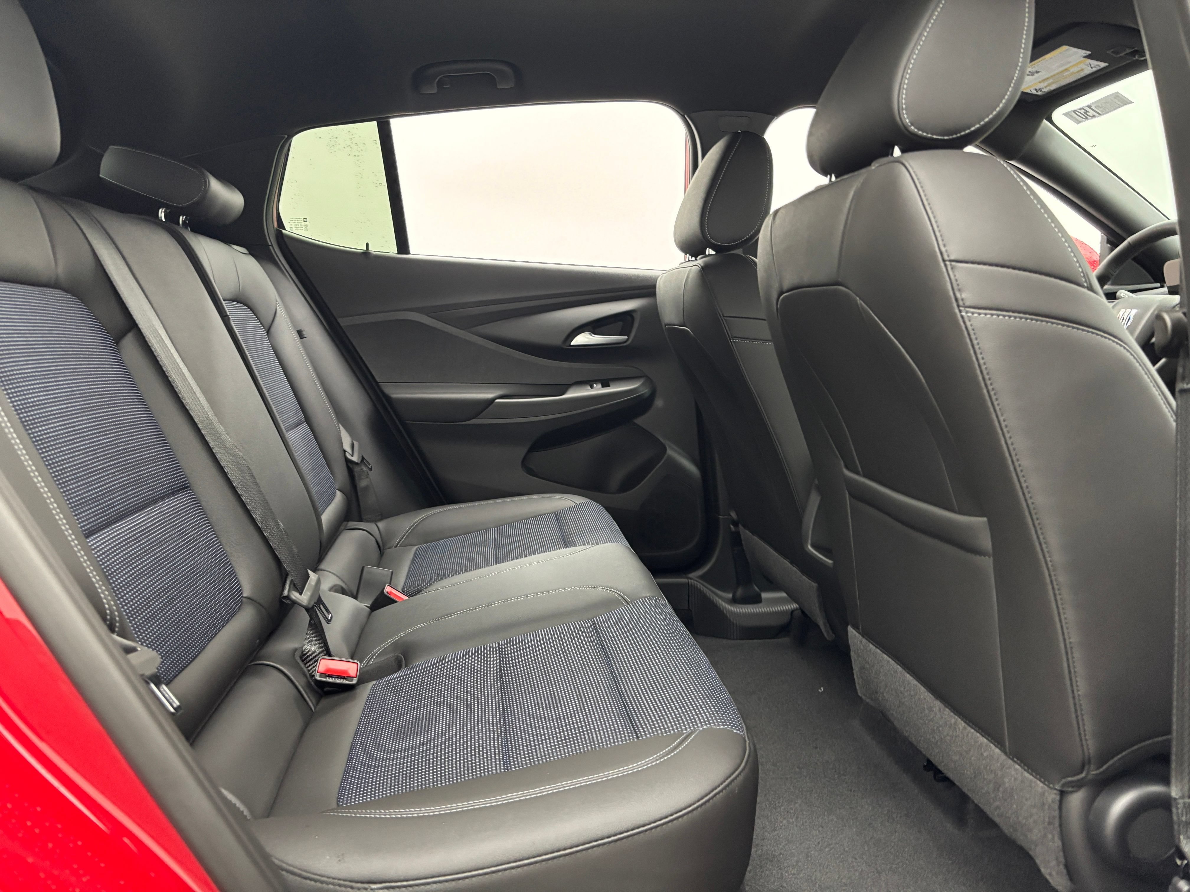 New 2026 Buick Envista Sport Touring w/ Convenience I Package FWD image 31
