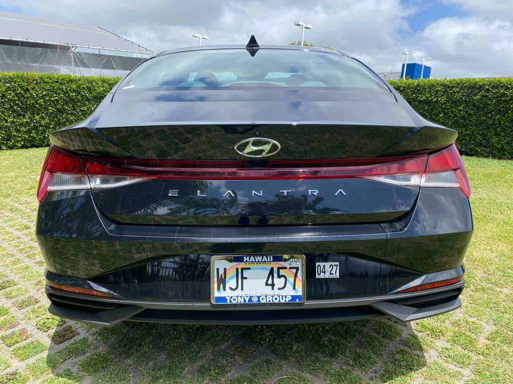 Certified 2022 Hyundai Elantra SEL FWD image 6