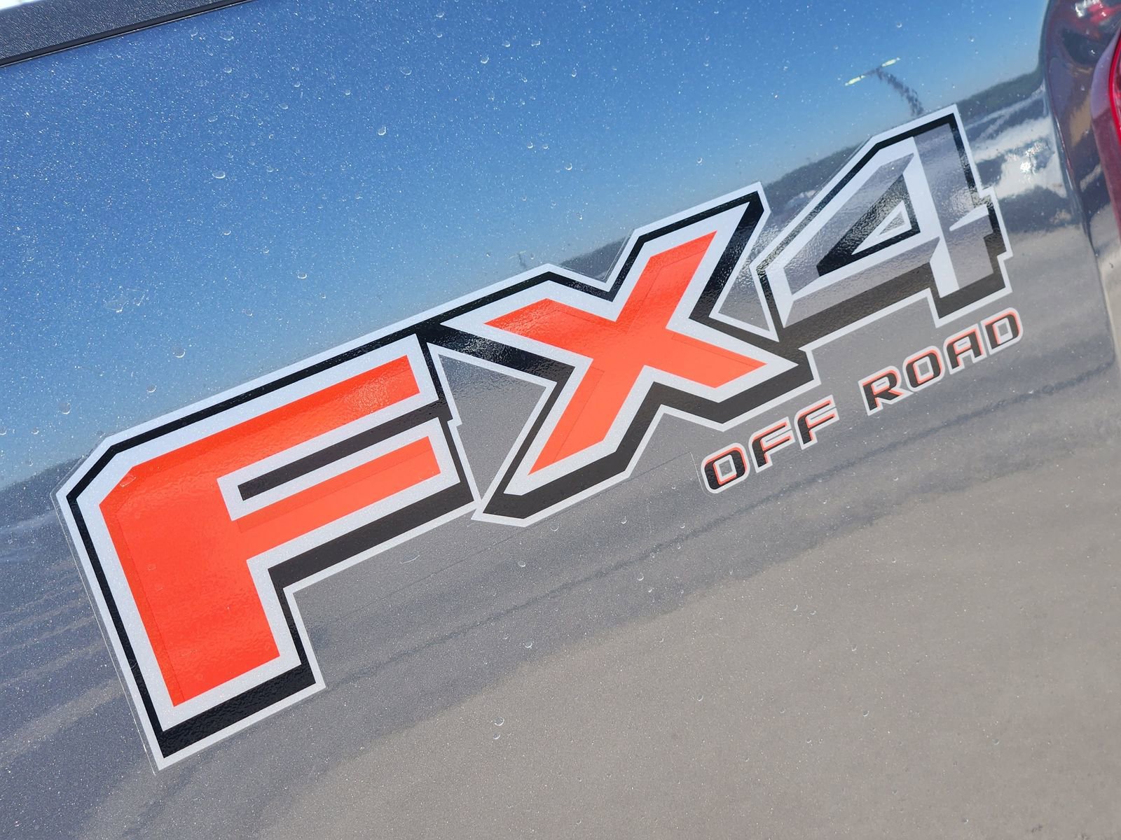 Used 2025 Ford F250 XLT w/ FX4 Off-Road Package AWD/4WD image 14