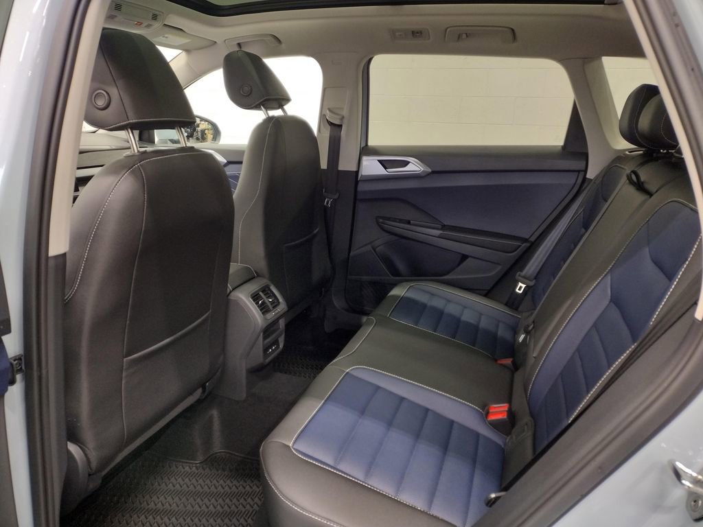New 2026 Volkswagen Taos SEL image 22