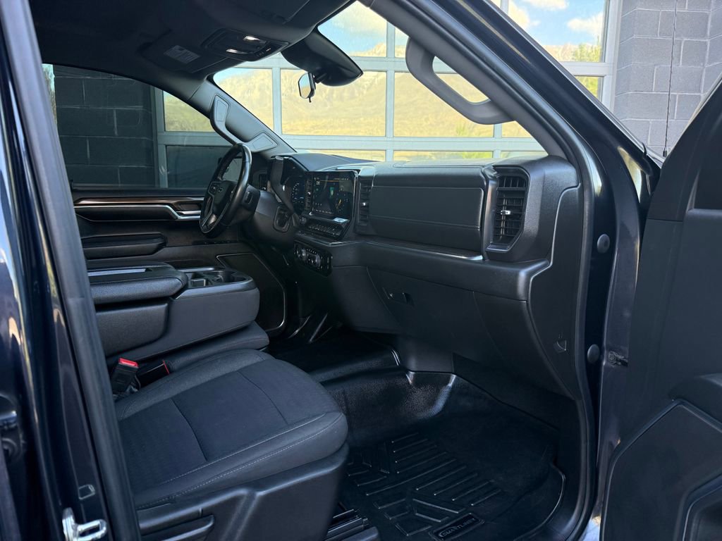 Used 2023 Chevrolet Silverado 1500 RST AWD/4WD image 22
