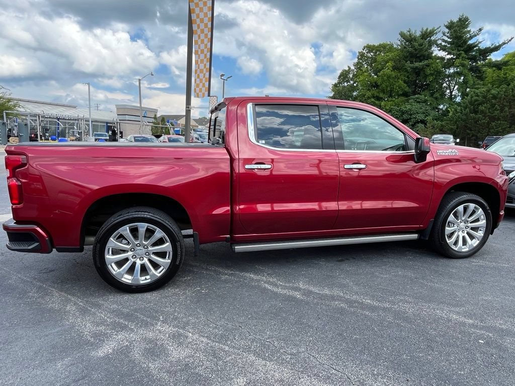Used 2020 Chevrolet Silverado 1500 High Country w/ Technology Package AWD/4WD image 13