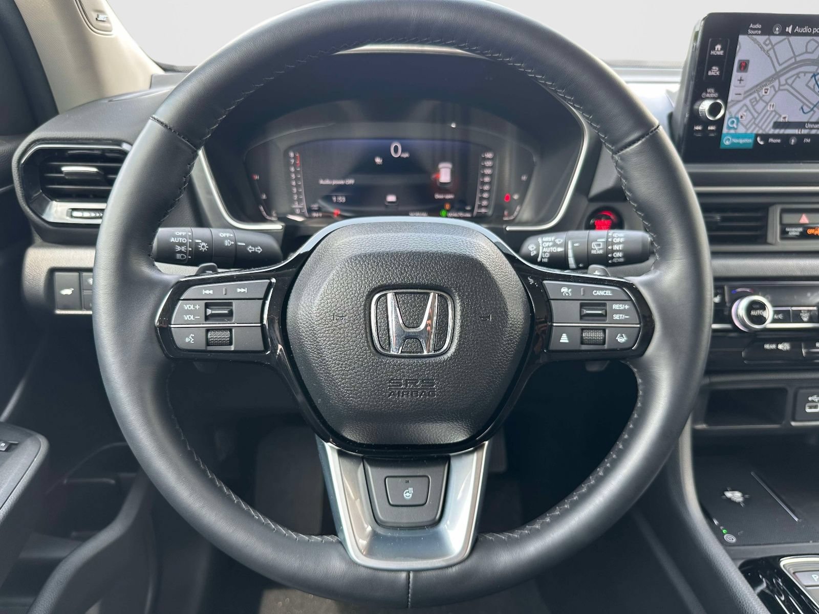 Used 2025 Honda Pilot Elite image 23