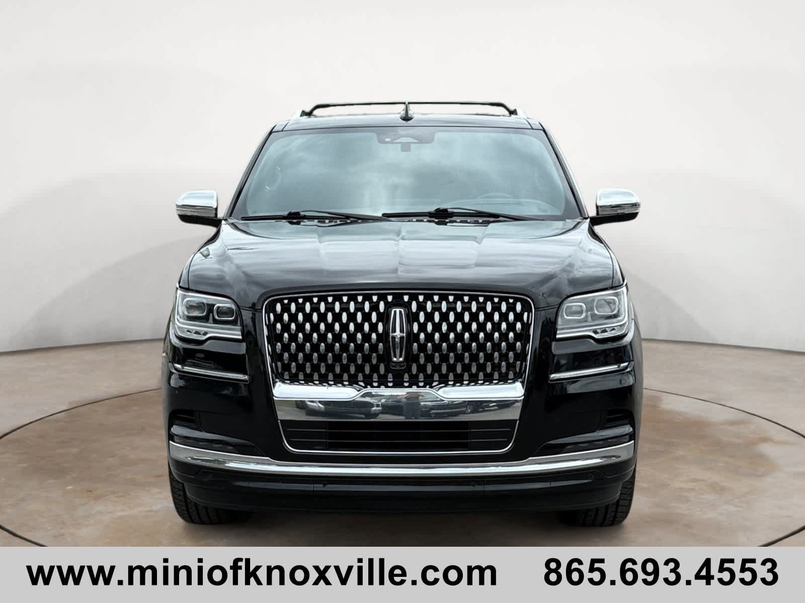 Used 2023 Lincoln Navigator L Black Label AWD/4WD image 8