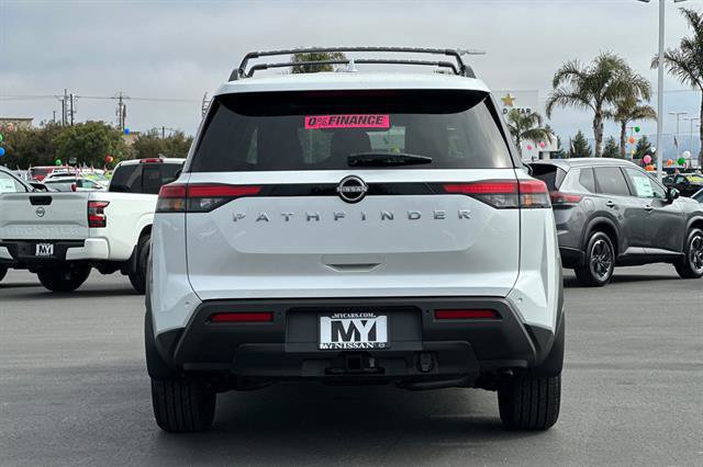 New 2025 Nissan Pathfinder SV w/ SV Premium Package image 5