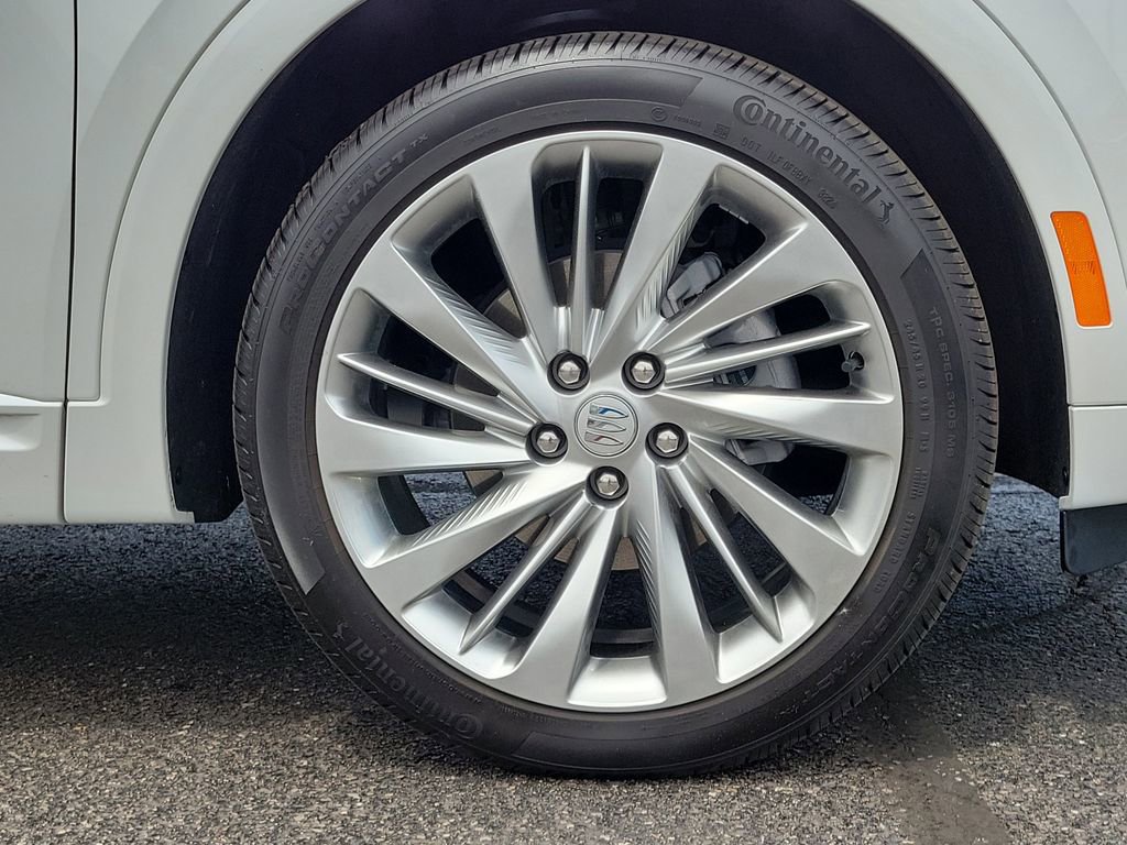 Used 2025 Buick Envision Avenir AWD/4WD image 9