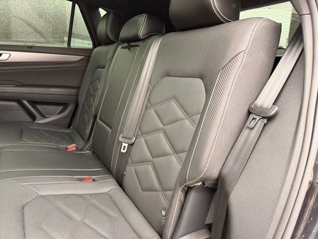 Used 2024 Volkswagen Atlas Cross Sport SE image 10