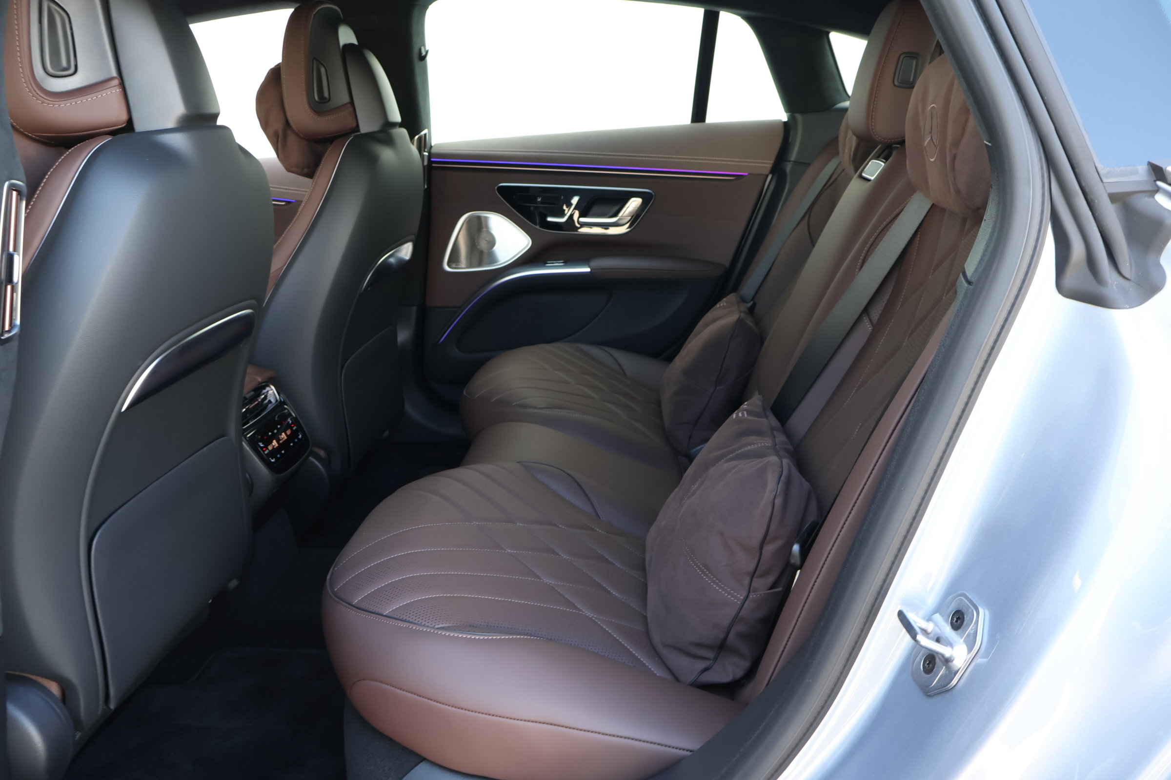 New 2025 Mercedes-Benz EQS 450+ 4MATIC Sedan image 17