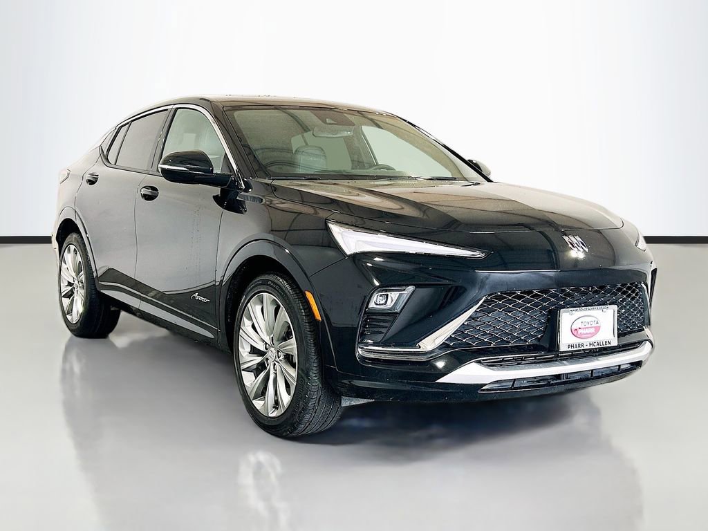 Used 2025 Buick Envista Avenir FWD image 3