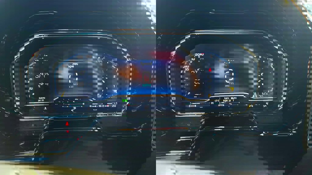 Used 2025 Chevrolet Silverado 1500 LT image 12