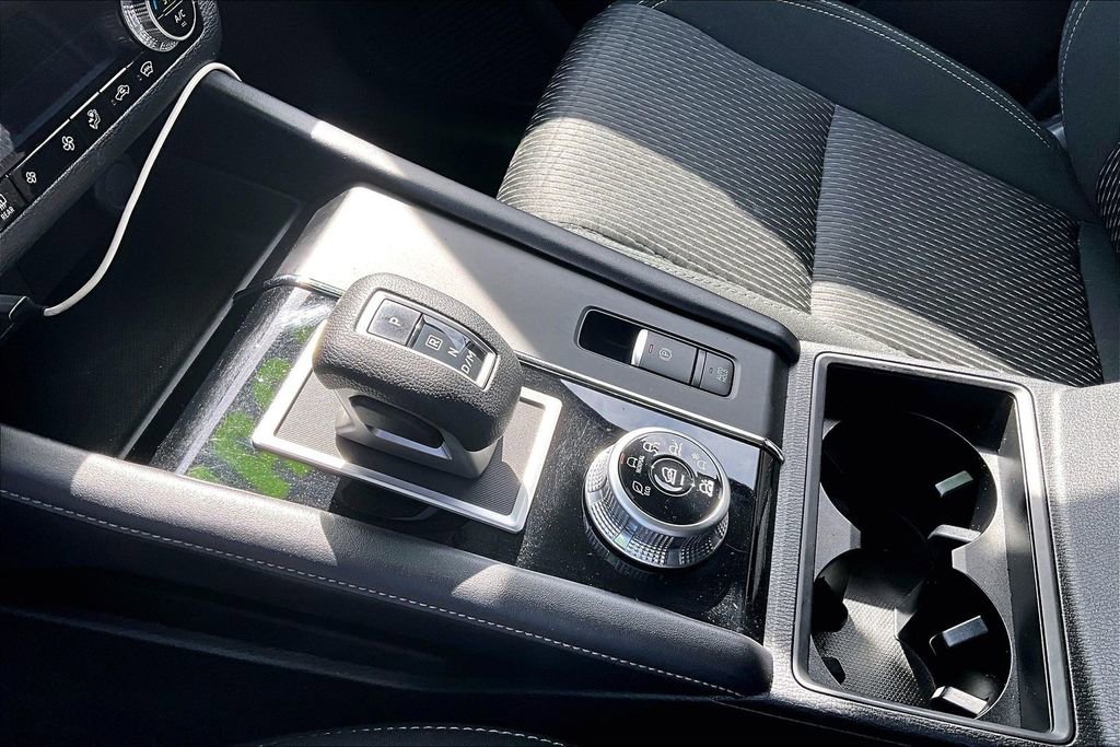 Used 2023 Mitsubishi Outlander ES image 15