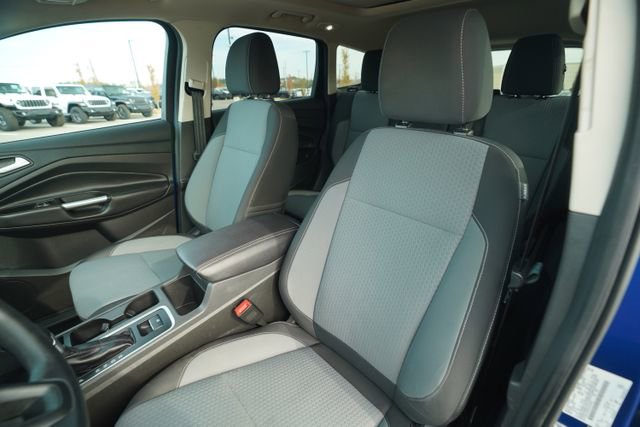 Used 2017 Ford Escape SE w/ SE Cold Weather Package image 36