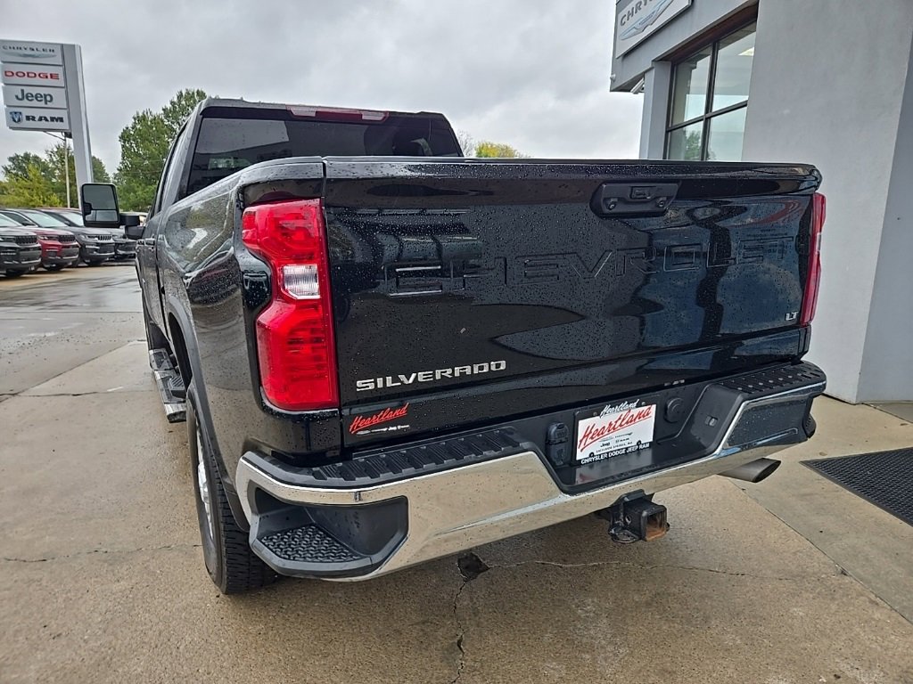 Used 2024 Chevrolet Silverado 2500 LT image 8