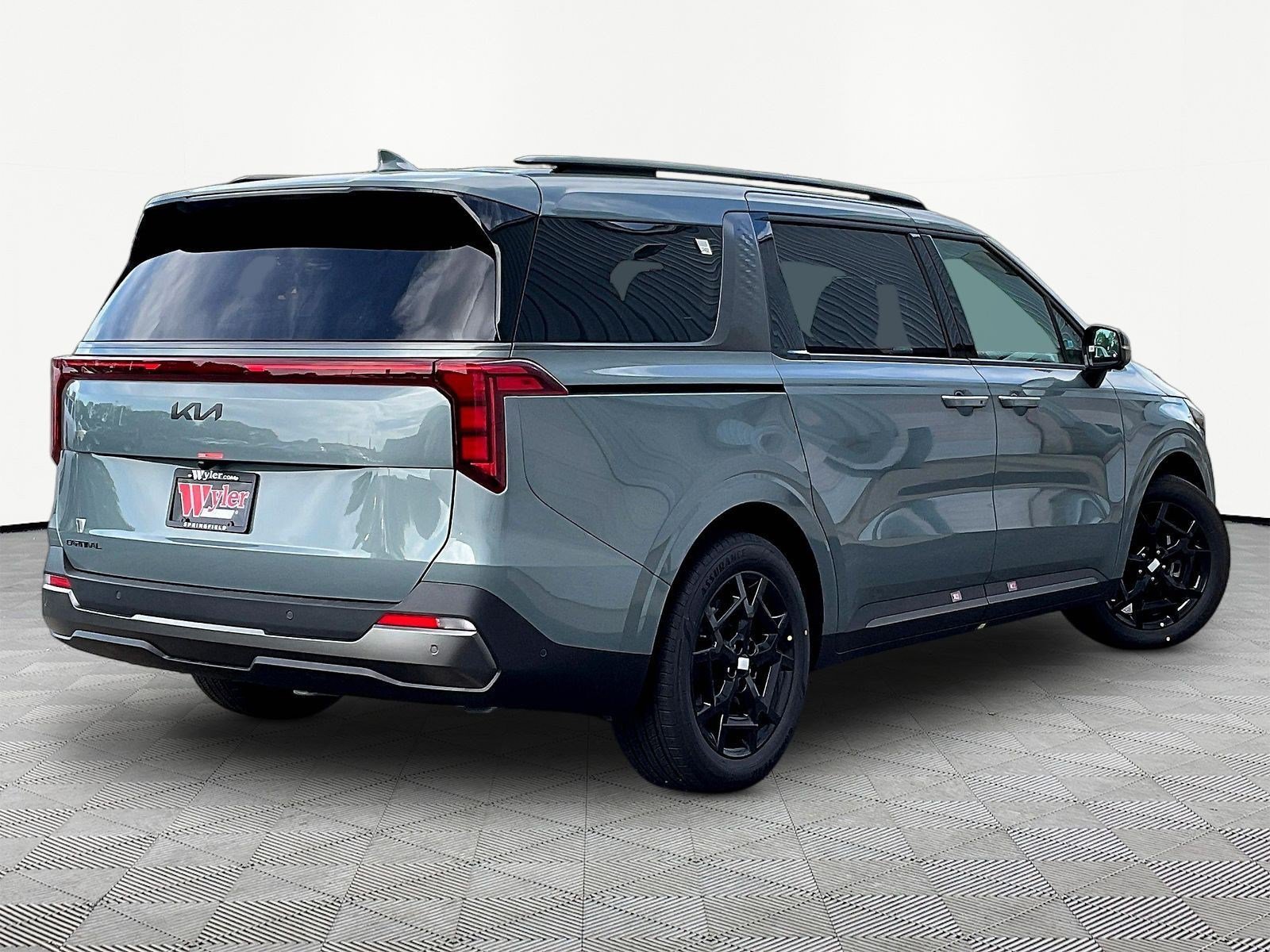 New 2027 Kia Carnival SX FWD image 7