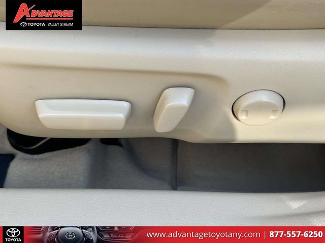 Used 2016 Toyota Camry XLE FWD image 22