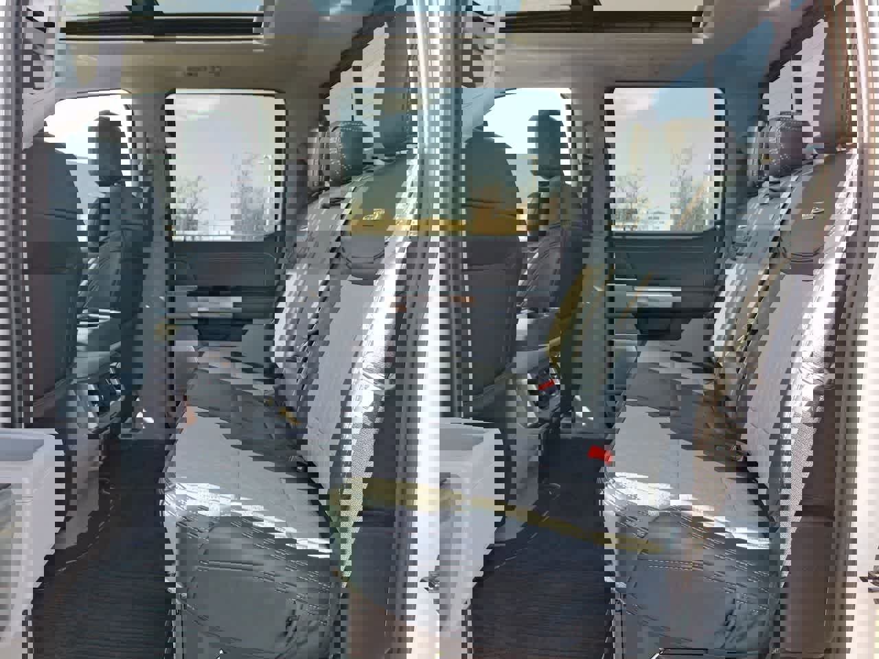 Used 2024 Ford F450 Limited w/ FX4 Off-Road Package image 26