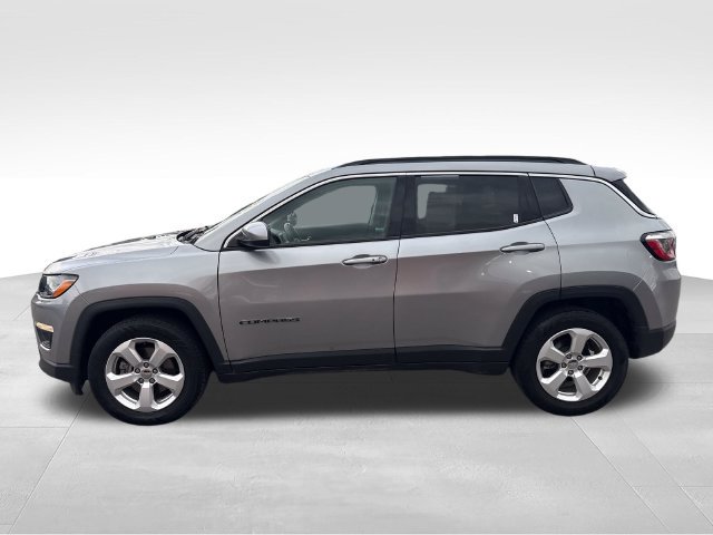 Used 2020 Jeep Compass Latitude FWD image 2