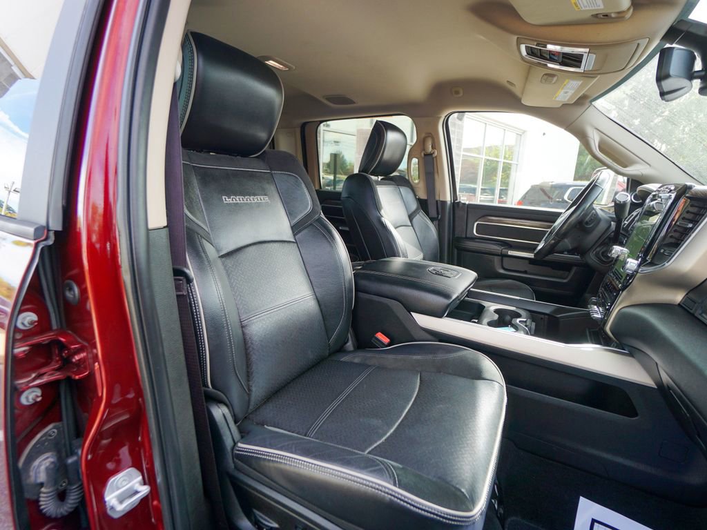 Used 2019 RAM 3500 Laramie image 36