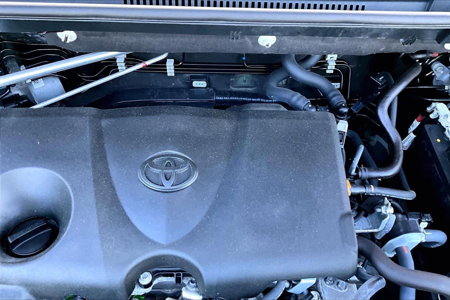 Used 2023 Toyota RAV4 Limited AWD/4WD image 65