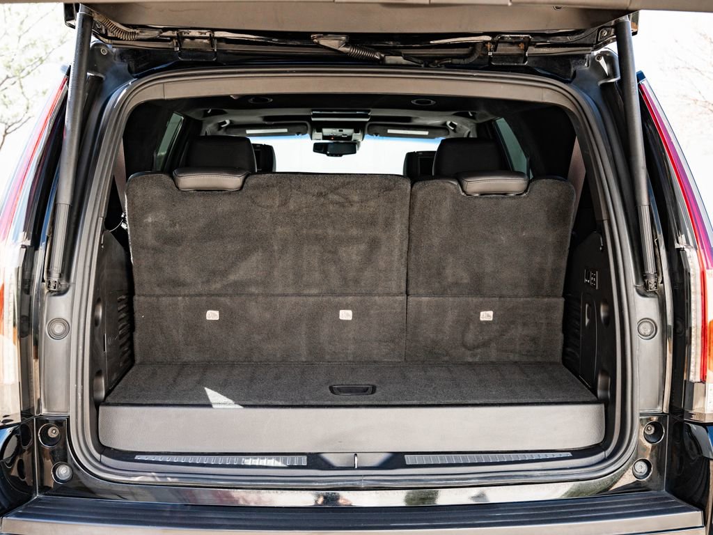 Used 2015 Cadillac Escalade Platinum image 23