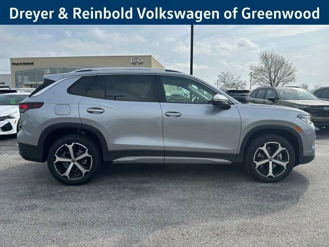 New 2026 Volkswagen Tiguan SE image 8