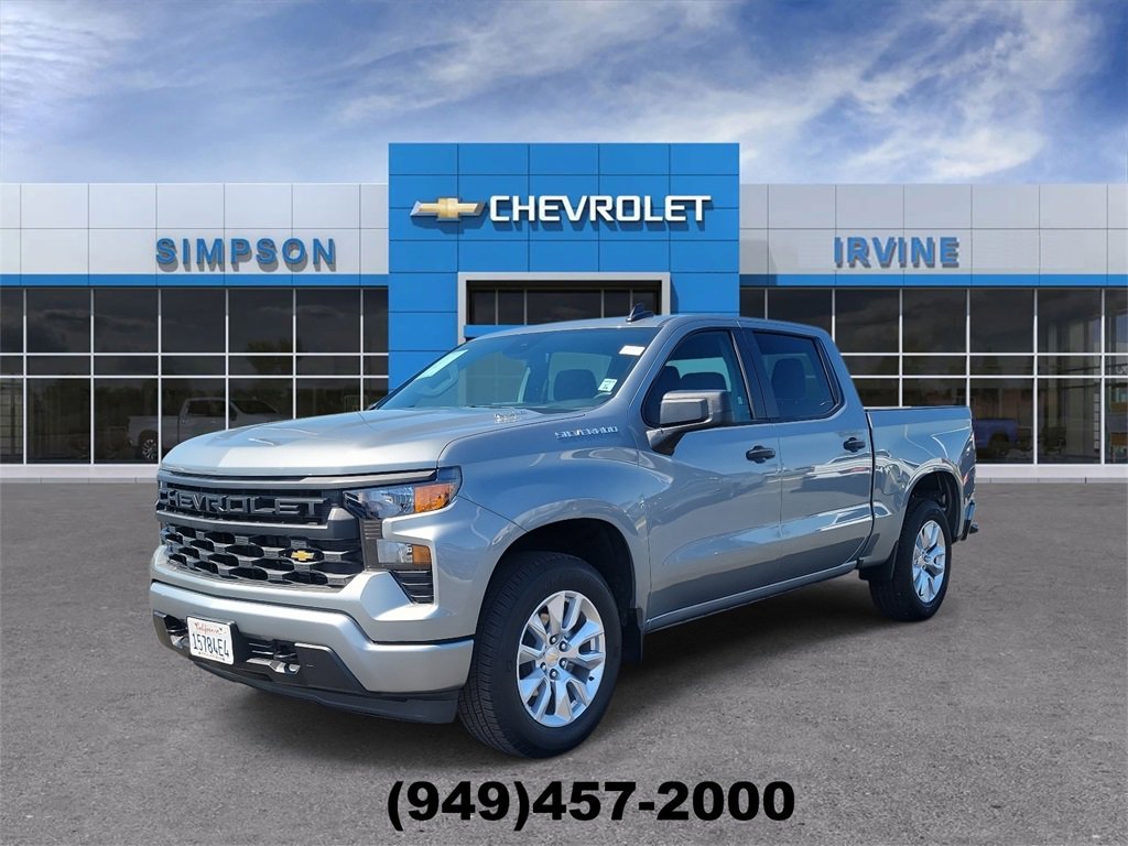 Used 2025 Chevrolet Silverado 1500 Custom image 4