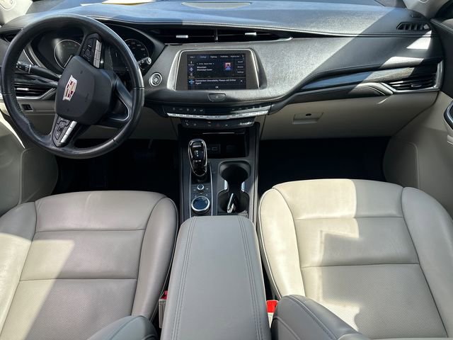 Used 2023 Cadillac XT4 Premium Luxury image 25