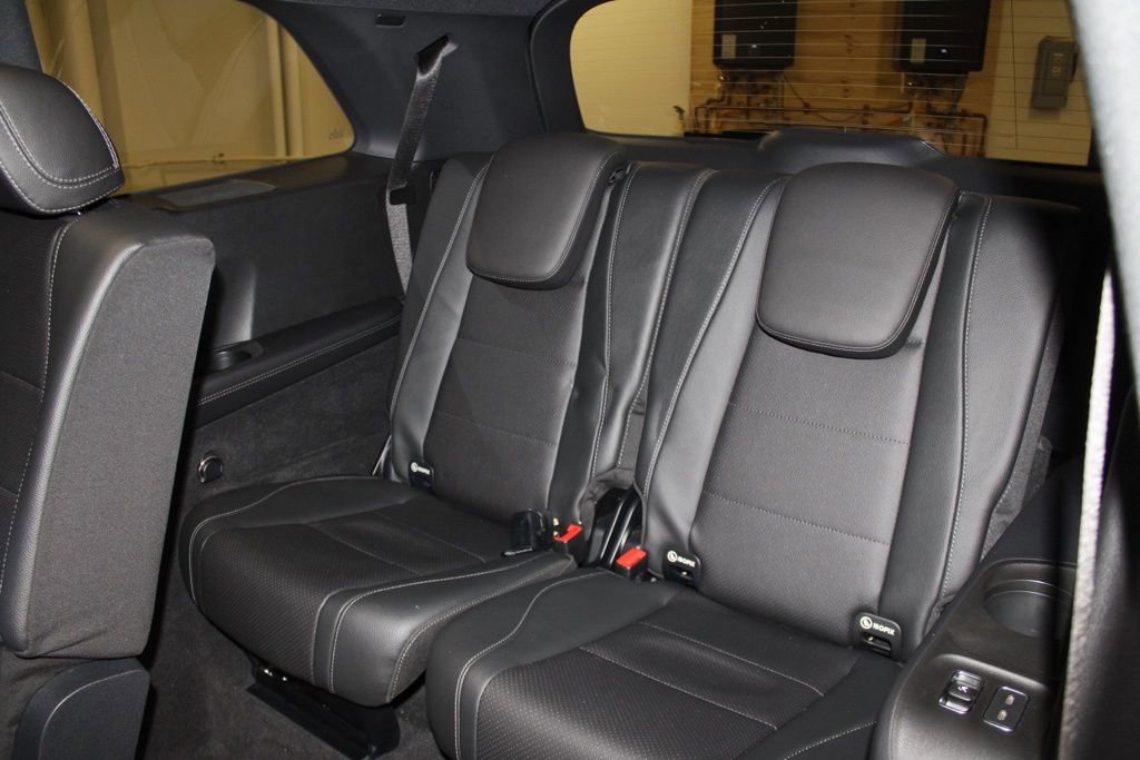 Used 2024 Mercedes-Benz GLS 450 4MATIC image 42