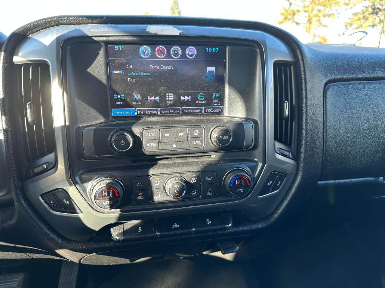 Used 2017 Chevrolet Silverado 1500 LT w/ All Star Edition AWD/4WD image 7