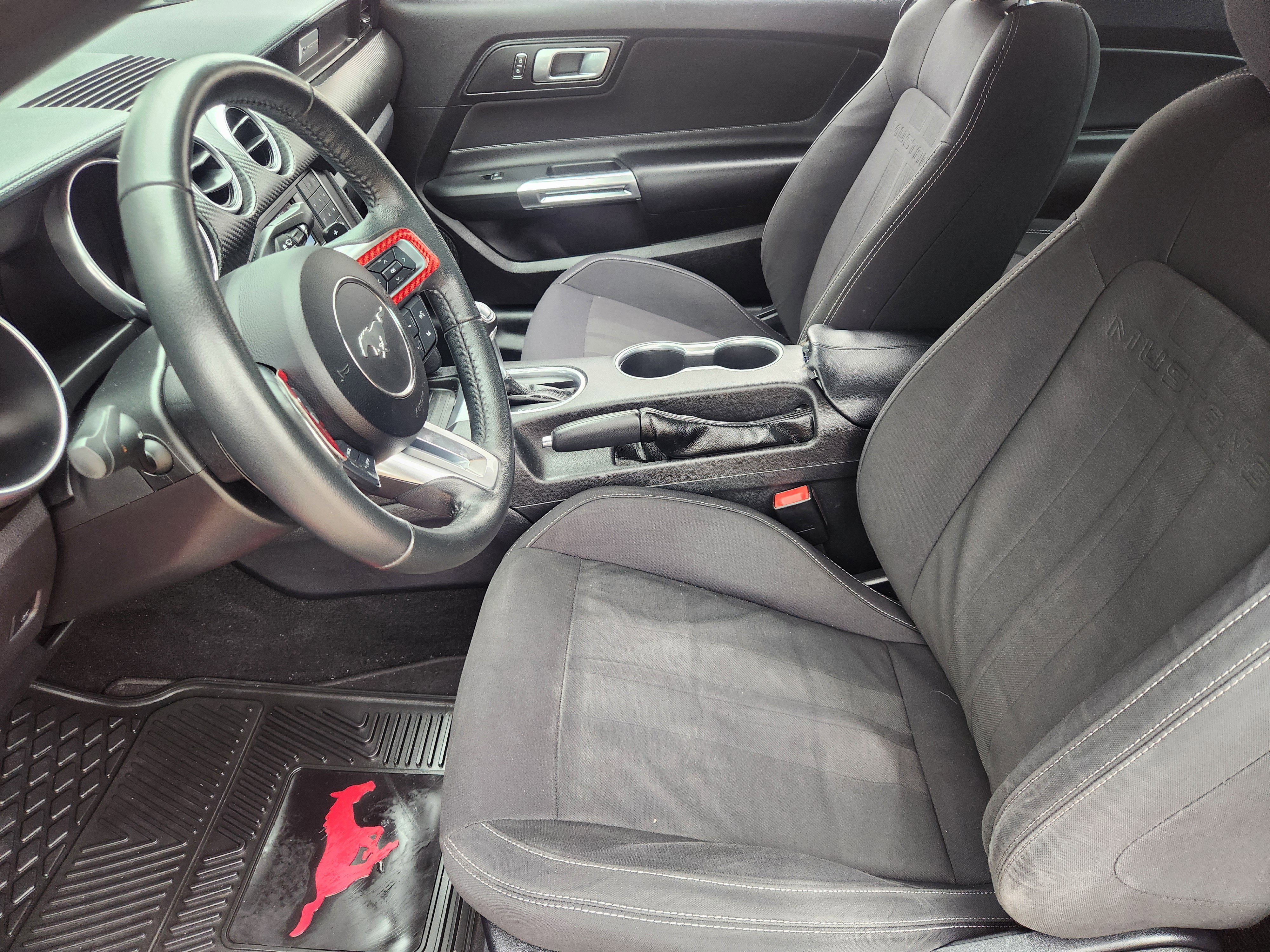 Used 2019 Ford Mustang Coupe RWD image 13