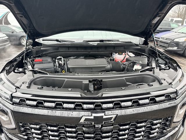 New 2026 Chevrolet Suburban LT image 33