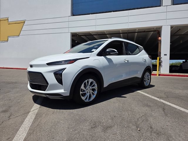 Certified 2022 Chevrolet Bolt EUV LT FWD image 2