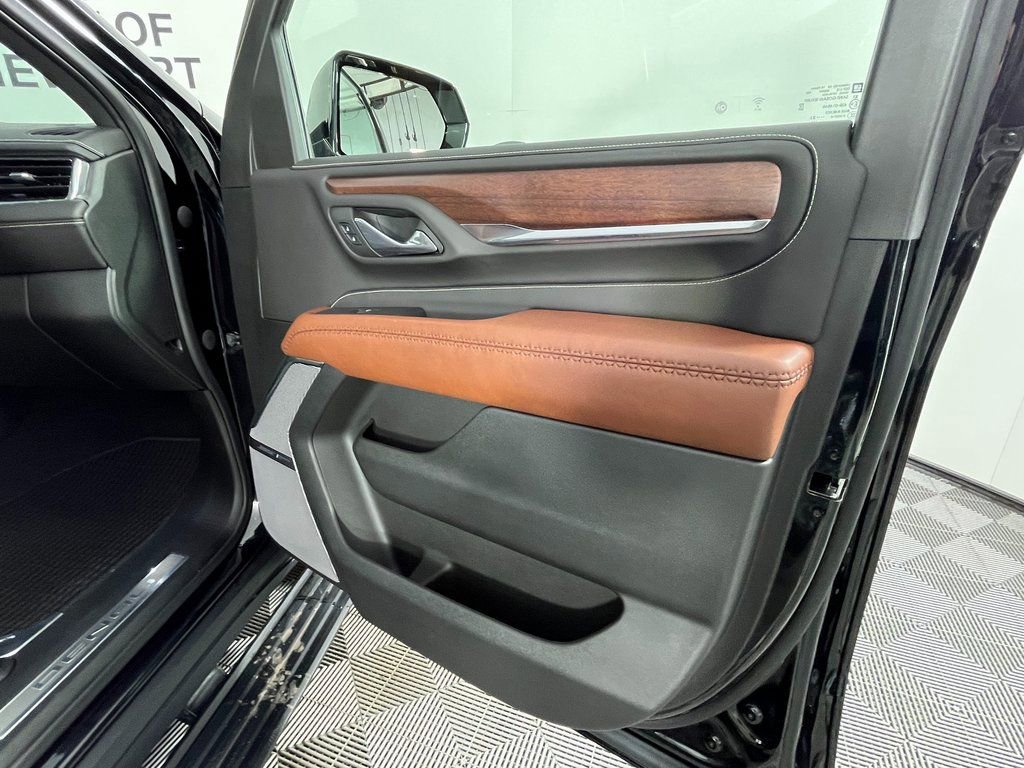 Used 2023 GMC Yukon Denali Ultimate image 27