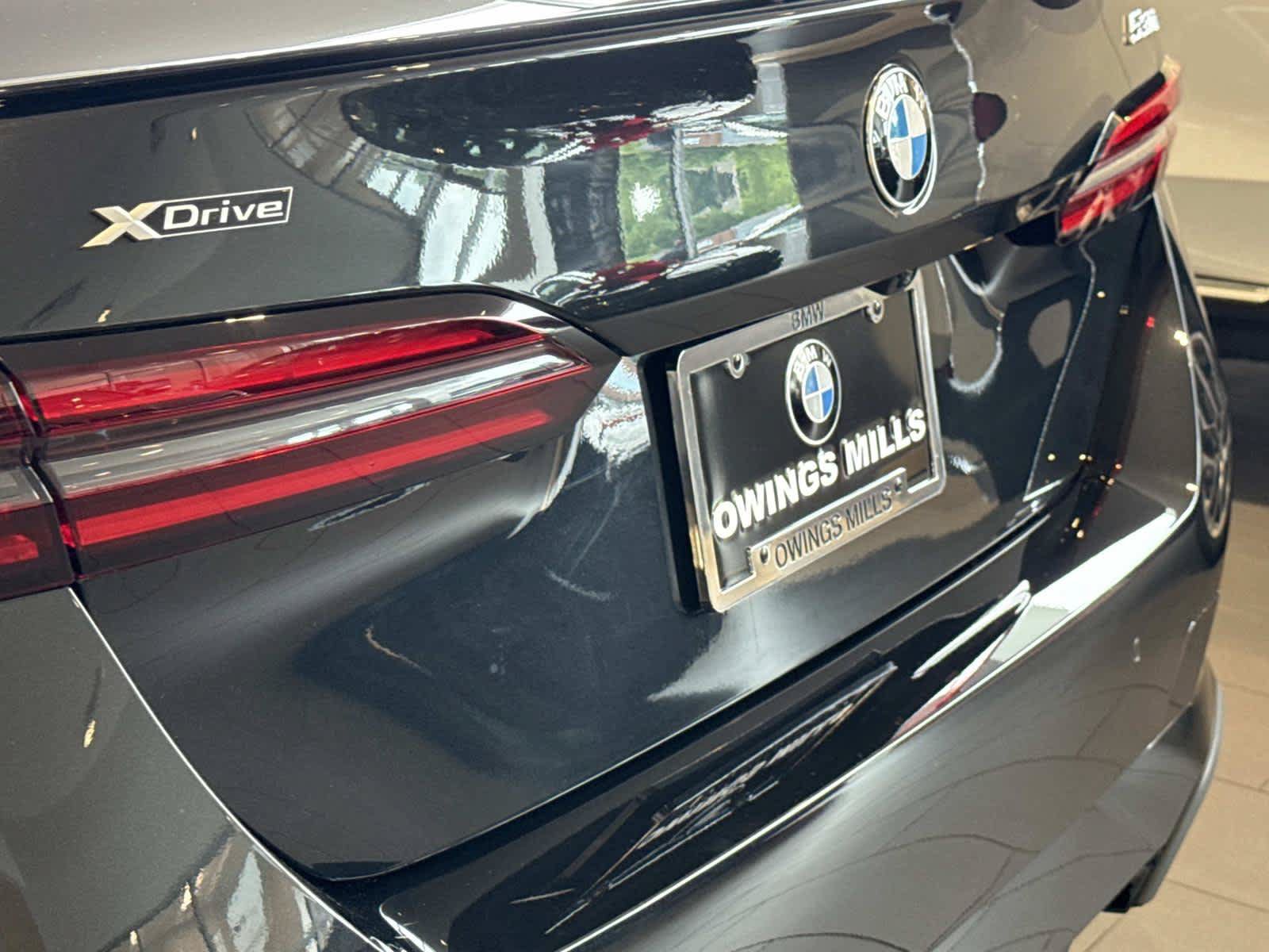 New 2026 BMW 530i xDrive w/ M Sport Package AWD/4WD image 11