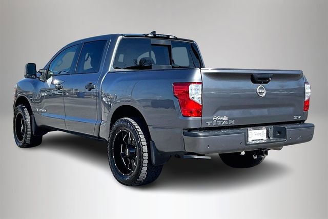 Used 2024 Nissan Titan SV w/ SV Convenience Package image 4