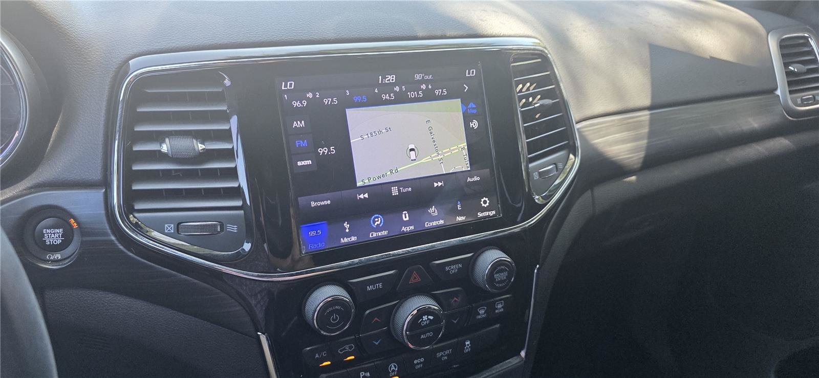 Used 2019 Jeep Grand Cherokee Altitude AWD/4WD image 21