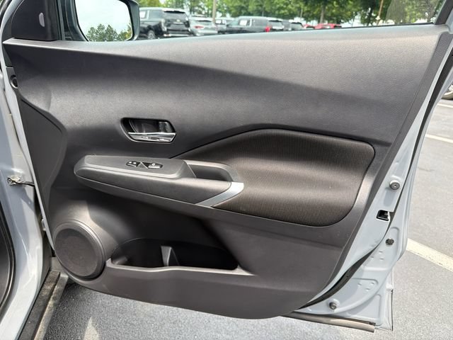 Used 2021 Nissan Kicks SV FWD image 14