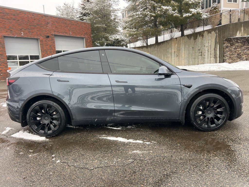Used 2021 Tesla Model Y Long Range image 6