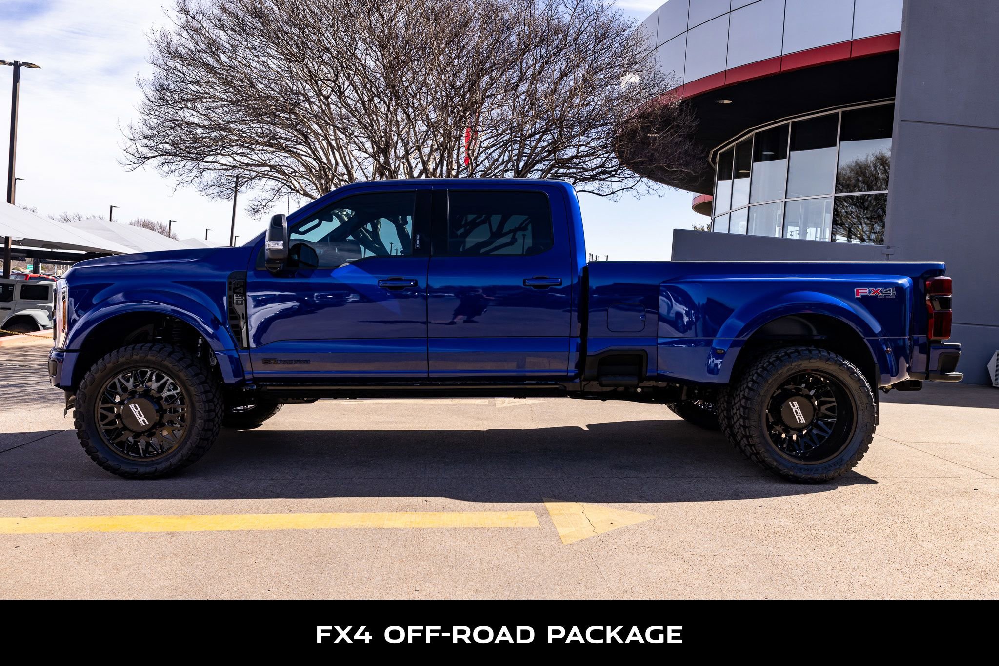 Used 2026 Ford F450 Platinum w/ FX4 Off-Road Package image 6