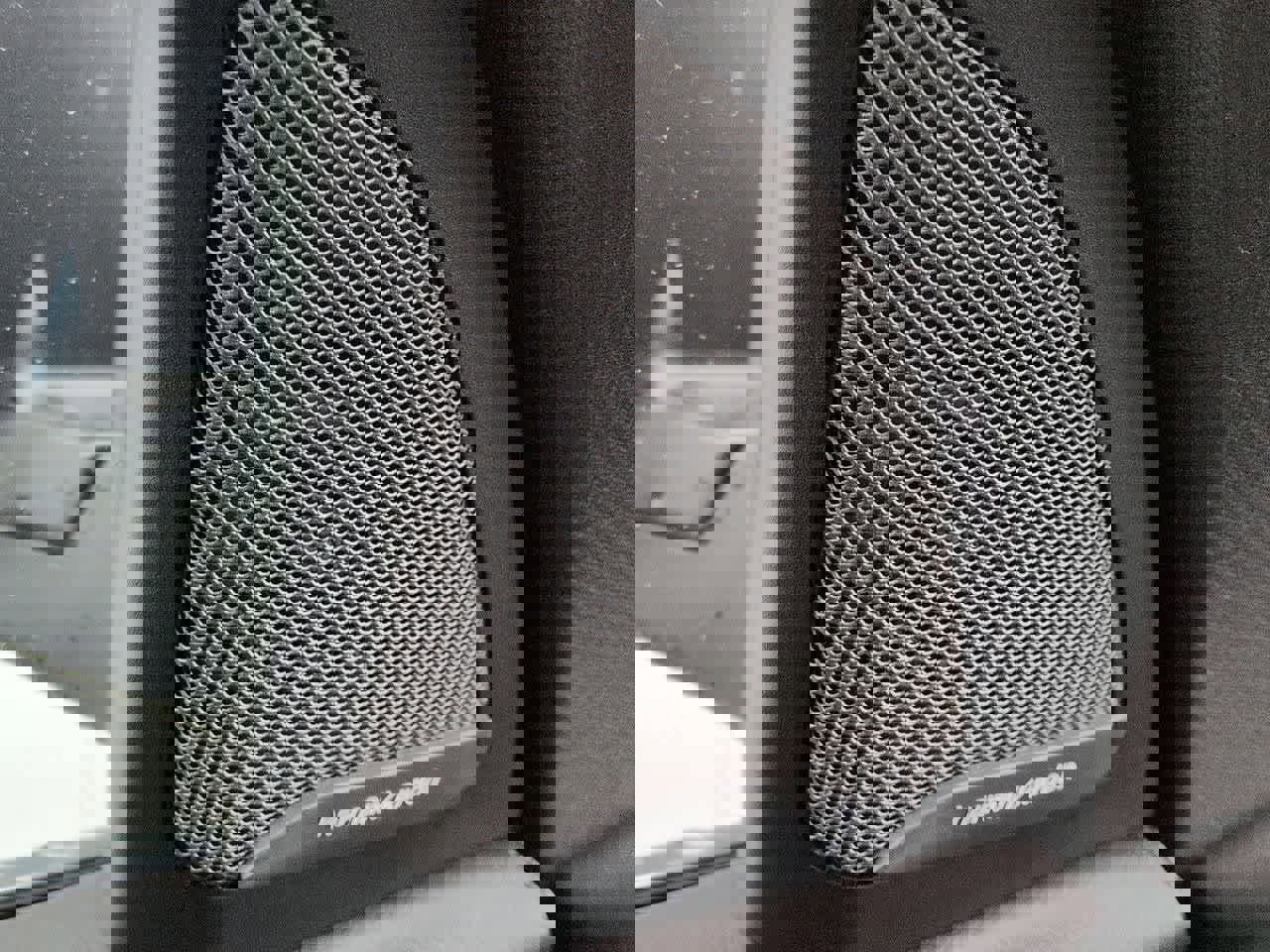 Used 2024 BMW X5 xDrive40i w/ Premium Package image 32