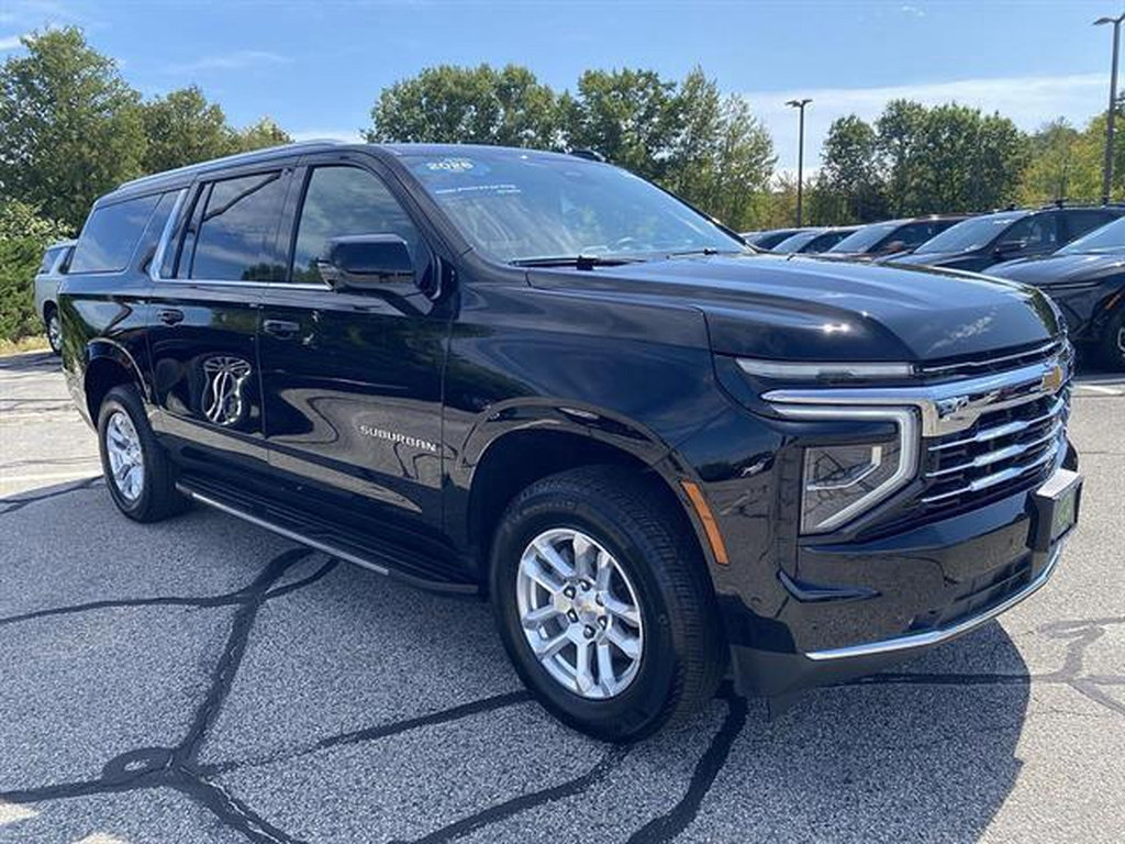 Certified 2026 Chevrolet Suburban LT w/ Comfort Package AWD/4WD image 59