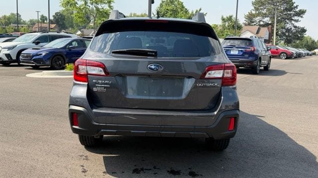 Used 2019 Subaru Outback 2.5i Premium AWD/4WD image 4