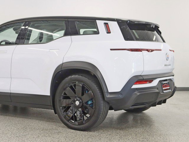 Used 2023 Fisker Ocean Extreme image 10