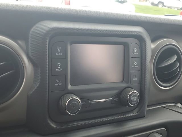 Used 2020 Jeep Wrangler Unlimited Sport image 23