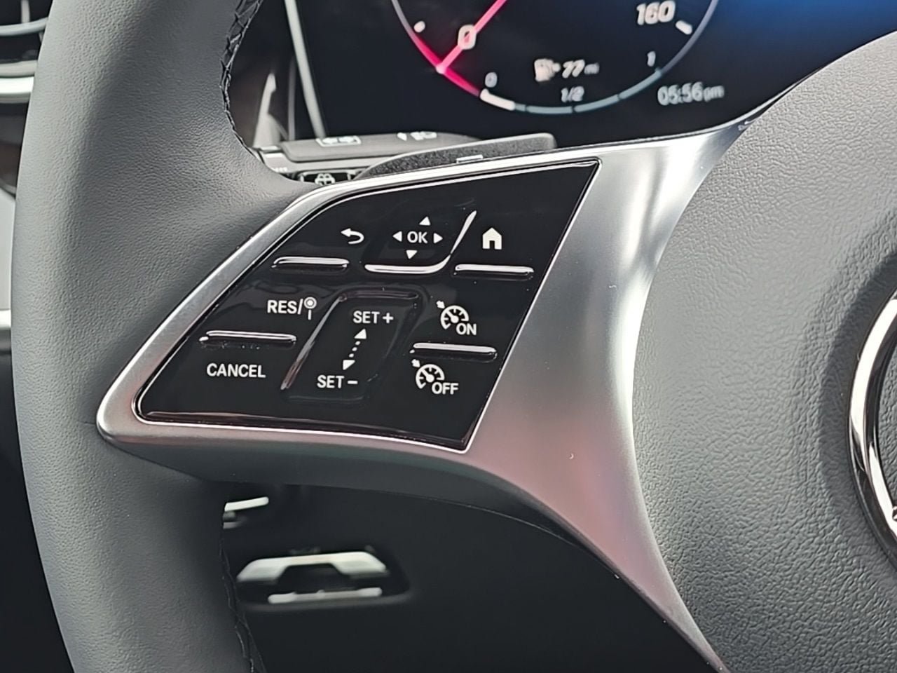New 2026 Mercedes-Benz GLC 300 4MATIC image 18