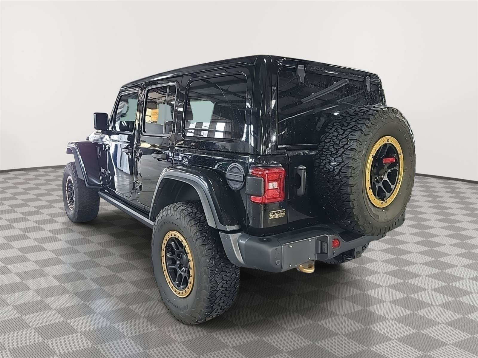 Used 2022 Jeep Wrangler Unlimited Rubicon w/ Xtreme Recon 35" Tire Package AWD/4WD image 19