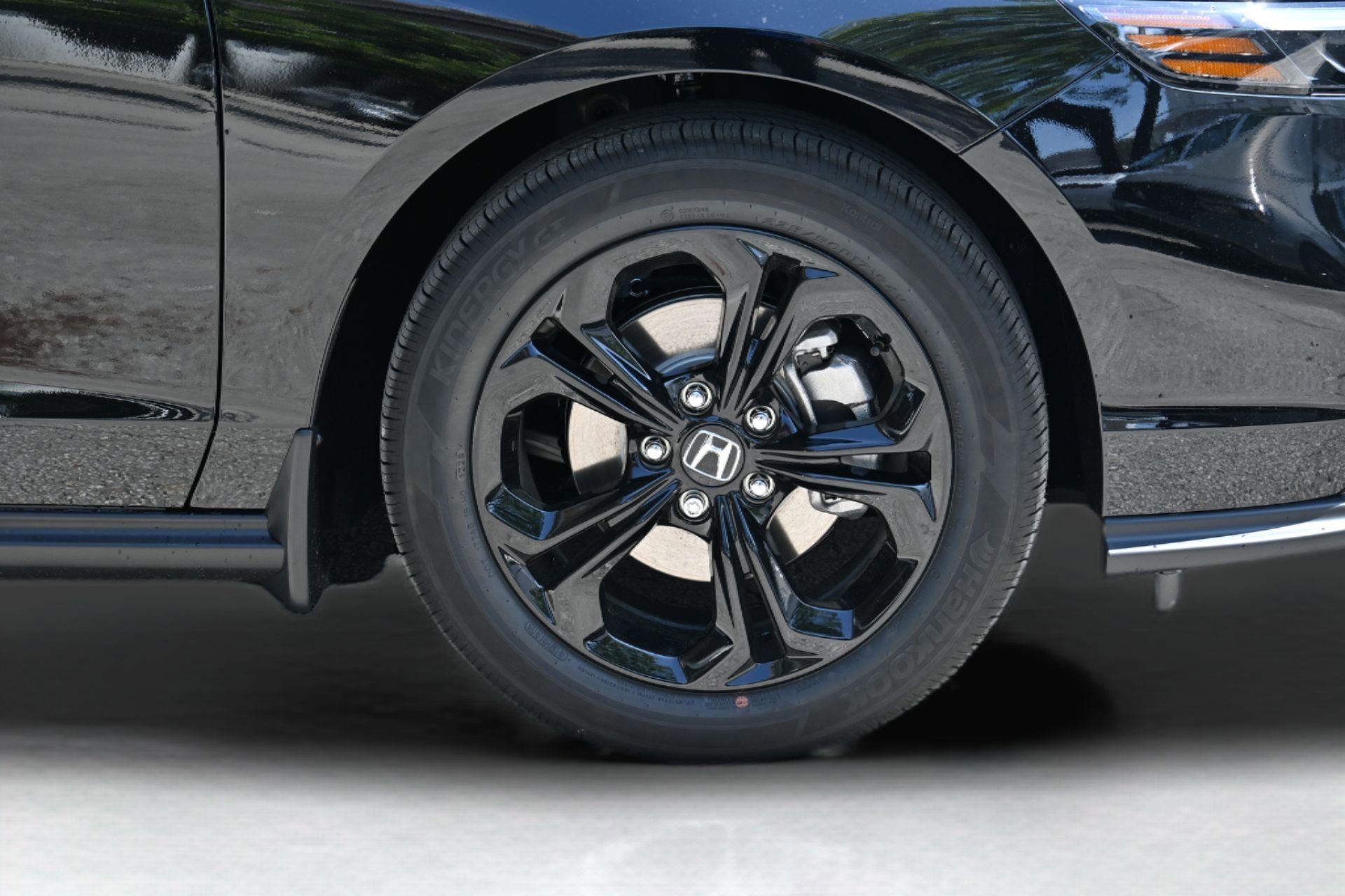 New 2025 Honda Accord SE image 36