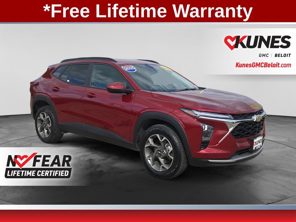 Used 2025 Chevrolet Trax LT